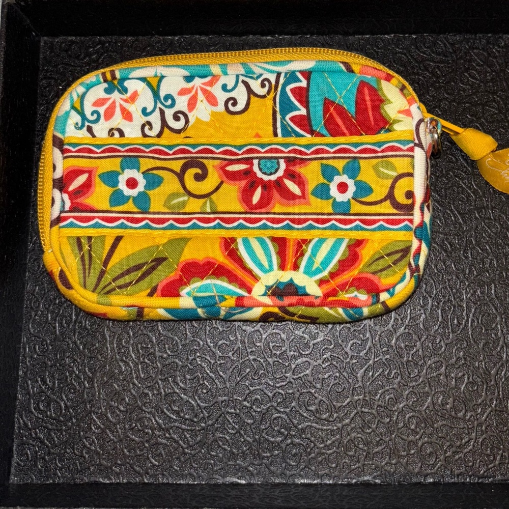 Vera Bradley small wallet/carry all